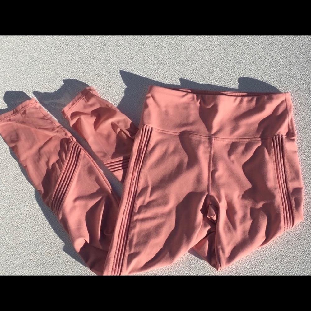 Fabletics small Peachy Pink Mesh Leggings Pants